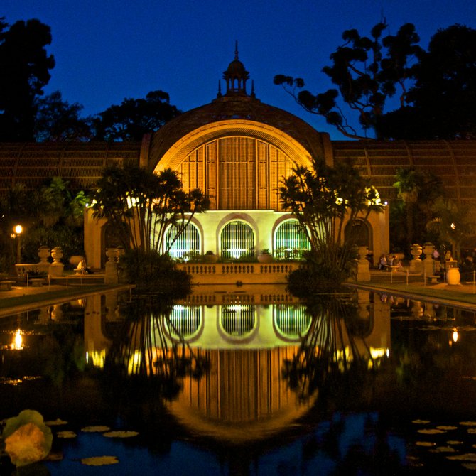 This is a long exposer night shot of the Botanical Garden located in Balboa Park.