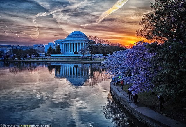 Sunrise at the Thomas Jefferson Memorial