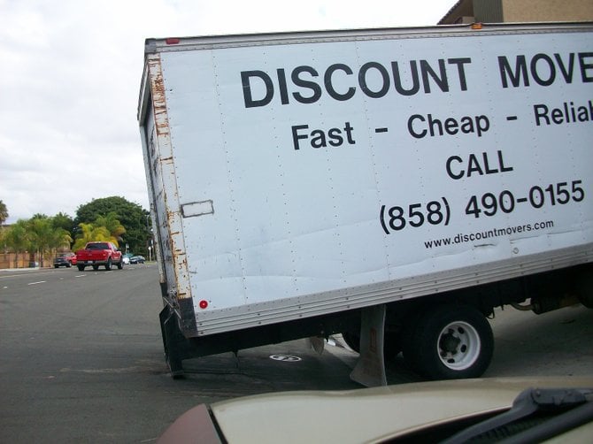 Discount Movers truck gets stuck.