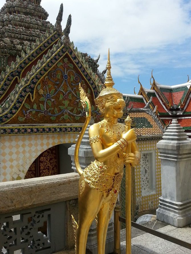 Exterior of Wat Phra Kaew. 