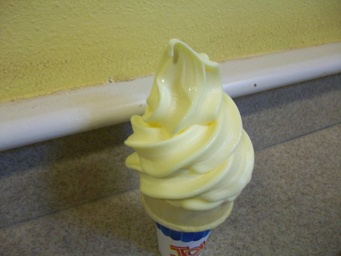 Last stop for the foodie travelers? A tasty "Dole Whip" which is like a pineapple frosty found at the Dole Plantation restaurant.