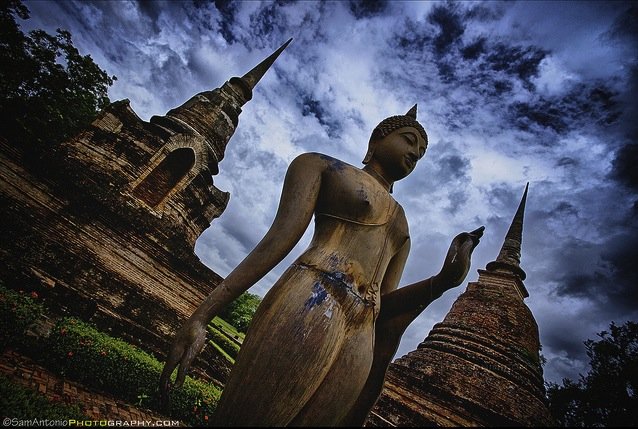 Wat Sra Sri - Sukhothai, Thailand. Sukhothai was the first capital of Siam founded by King Ramkhamhaeng during the 13th Century. The province's temples and monuments have been restored and is now the Sukhothai Historical Park and has been designated a UNESCO World Heritage Site. © www.SamAntonio.com 