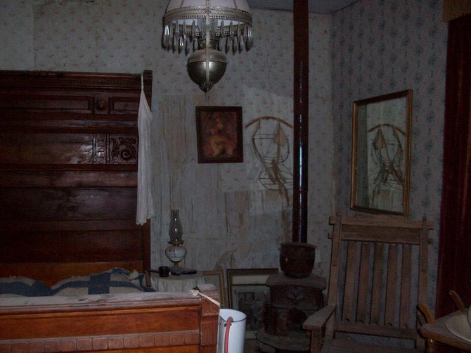 Wyatt Earps bedroom.
