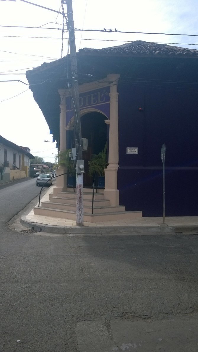 Entrance to Hotel el Club. 