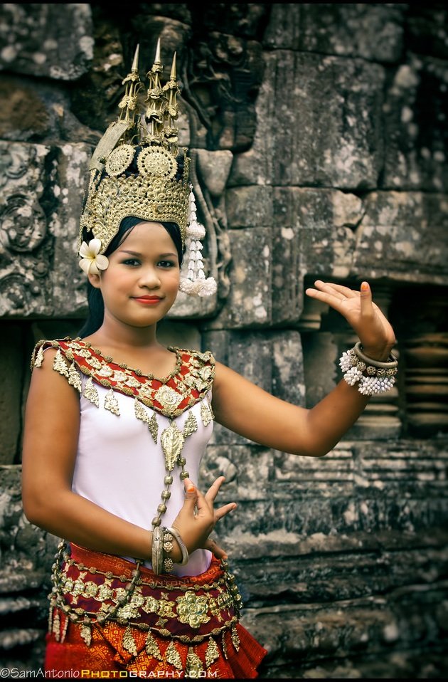Apsara Dancer at the Bayon temple in Angkor Wat, Cambodia, Southeast Asia. www.SamAntonio.com