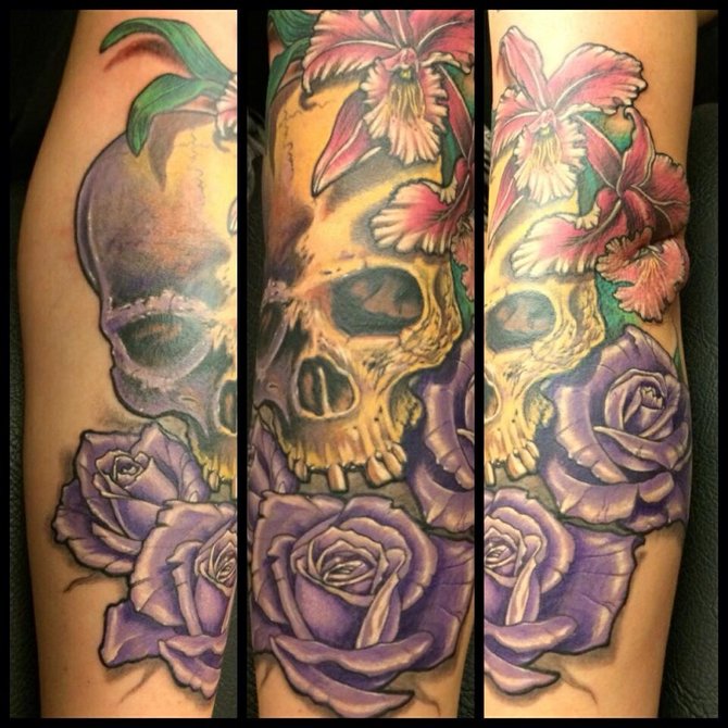 Flowers and skull done by Mike Sirot