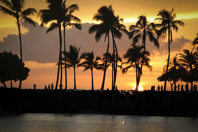 Hawaii sunset at Disney Aulani Resort