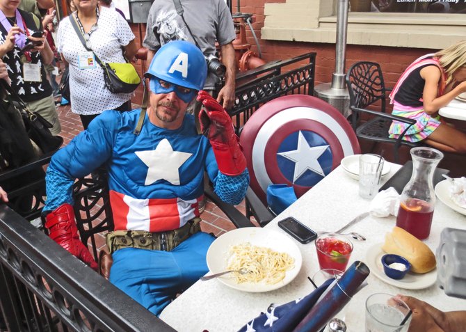 Captain America Comic Com 2014