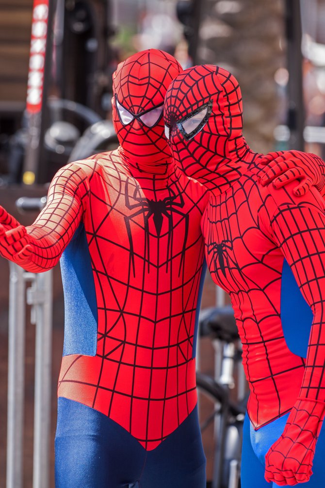 Spidermen Selfie  Comic Com 2014