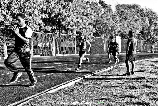 Neighborhood Photos
TIJUANA,BAJA CALIFORNIA
Young boys training at CREA´s track / Jovenes entrenando en pista de CREA
