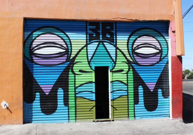 The artistic entrance to Mexicali craft brewery Tres B