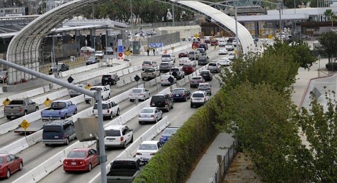 Traffic at the San Ysidro border crossing, 9:00 a.m. on September 20