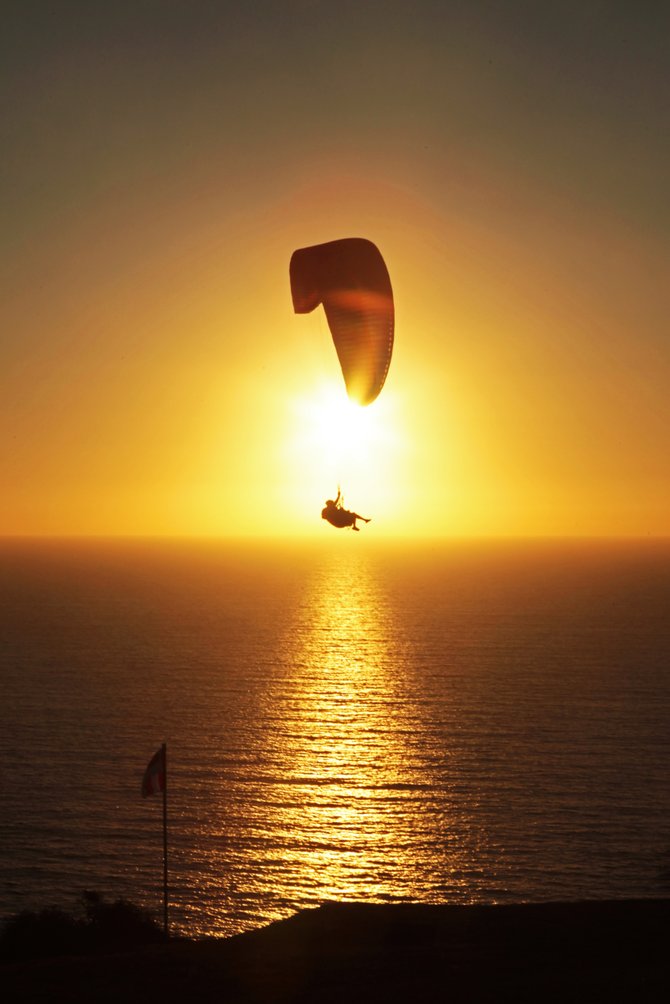"Catching the Sunset"  
From Torrey Pines Glider Port in La Jolla Ca
September 24th 2014
Marc Brown