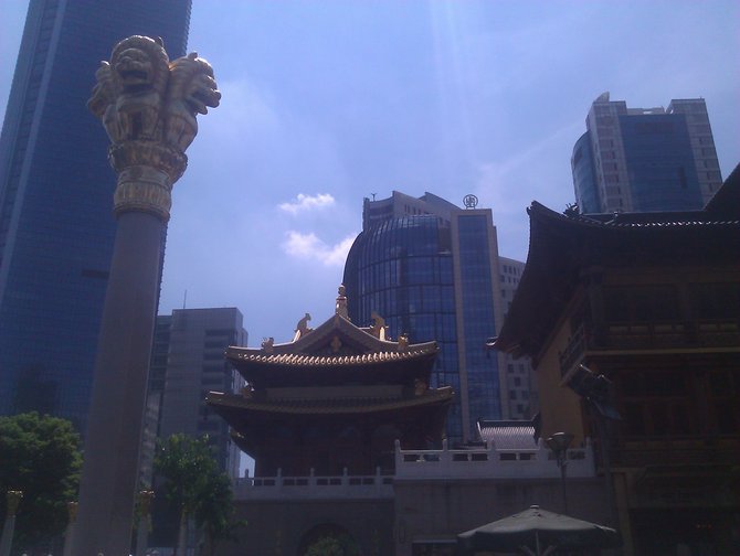 Jing'an Temple in Shanghai, China