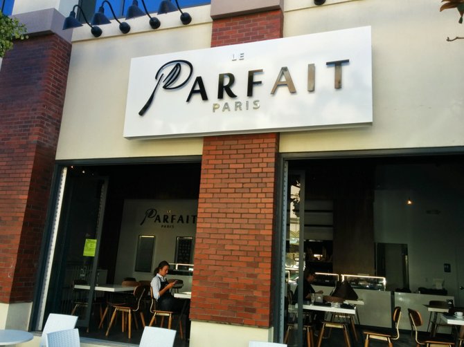 Le Parfait Paris' as seen from the street