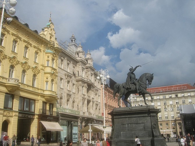 Trg Josipa Jelačića:  get your bearings here to see Zagreb.