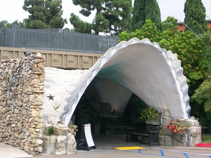 Entrance to Anthony's Fish Grotto restaurant in La Mesa.