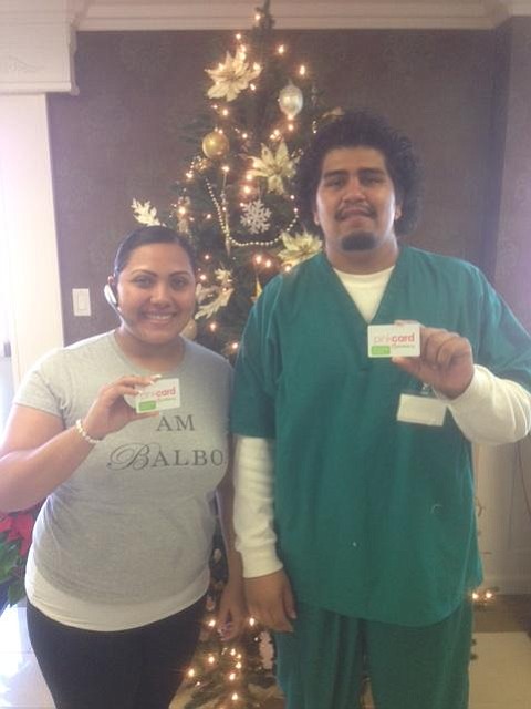 Pinkberry Hillcrest gifts Pinkberry gift cards to Balboa Nursing for the Holidays.