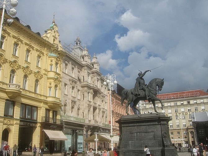 Trg Josipa Jelačića: get your bearings here to see Zagreb.