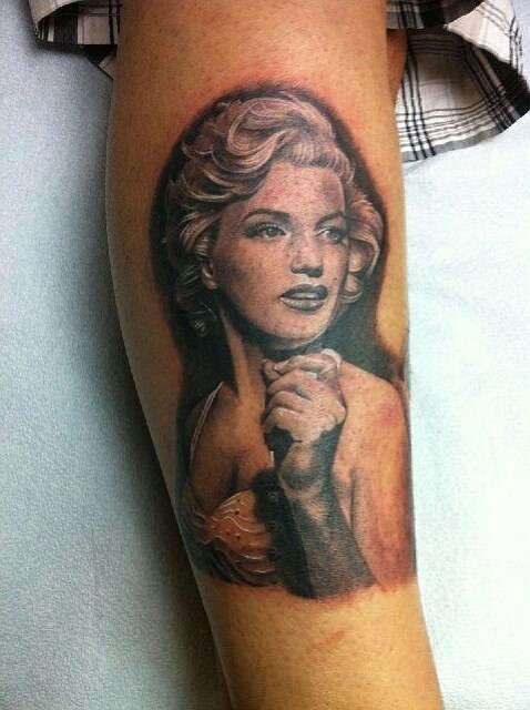 Marilyn Monroe is the most iconic figure in American culture. Her portrait is one of the most widely tattooed images around the world. As a tattoo collector having a Marilyn tattoo almost felt mandatory. She was the first portrait I had tattooed on my leg sleeve, many more followed. Tattoo done by Chuy Espinoza of Vital Lines Tattoo Ocean Beach.