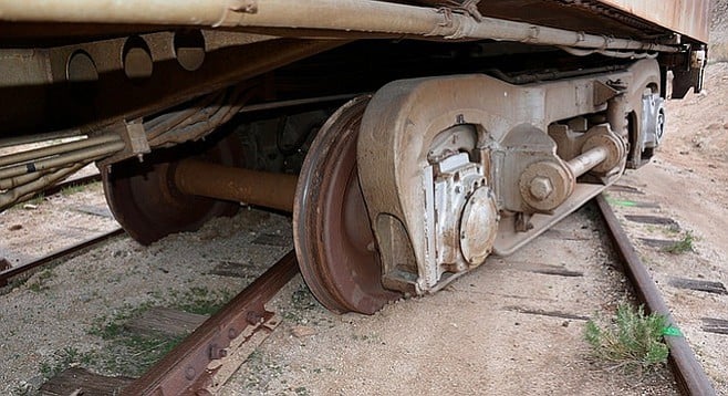 Derailment photo posted on Flickr account of "Rail explorer"