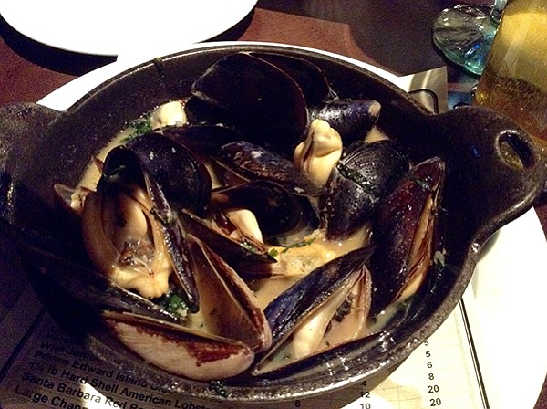Mussels for happy hour