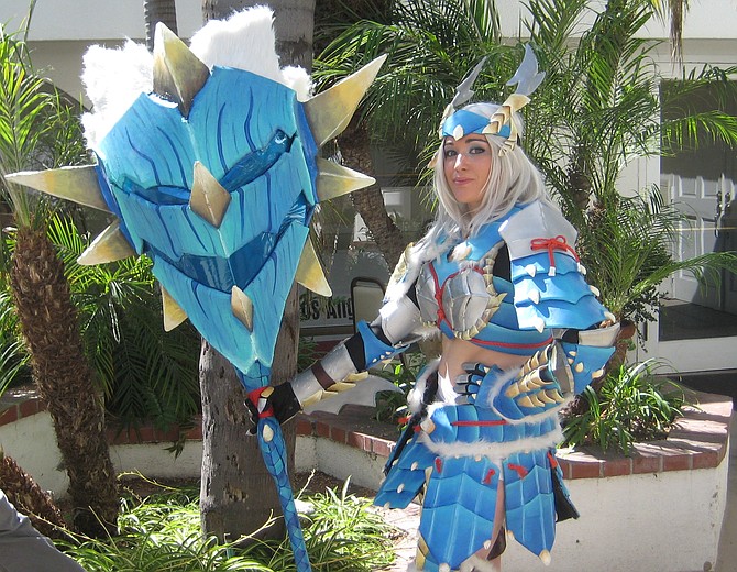 Monster Hunter video game potrayed by Katherine Masiewicz of Kem Cosplay facebook.com/KEMCosplay