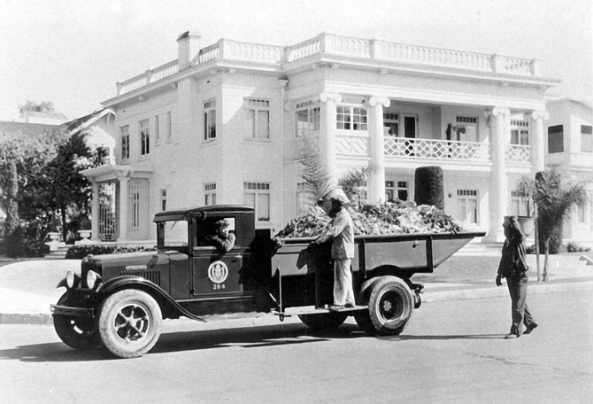 City trash collection at 202 Redwood Street, 1931