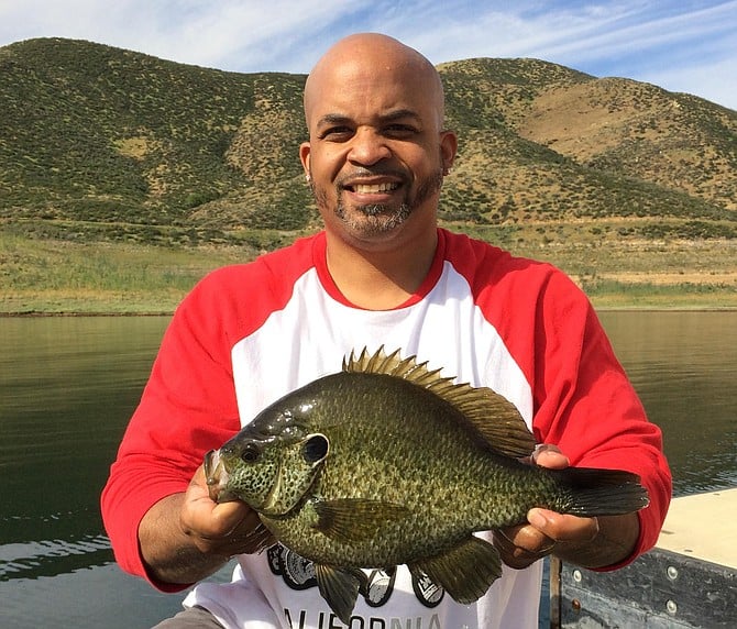 3.27lb Redear Sunfish was caught @ Diamond Vly Lake in Temecula Ca on 4 lb Test.  Bait of choice was a Nitecrawler.