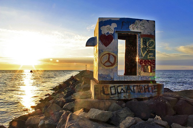 Mission Beach jetty graffiti house