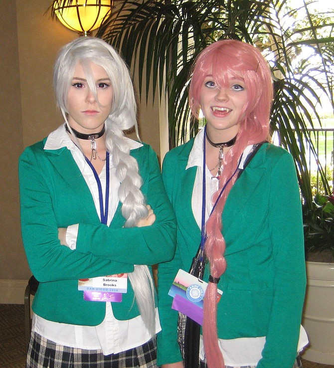 Moka Akashiya from Rosario Vampire
