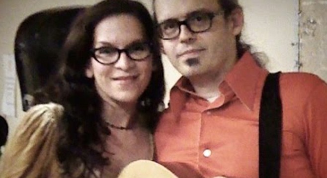 Alison Marae and Wil Forbis will host a mass ukelele event for Make Music Day.