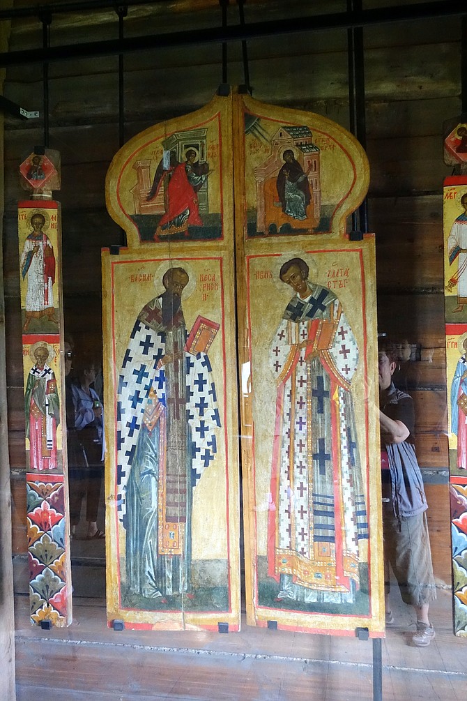 Another traditional icon typical of Russian churches