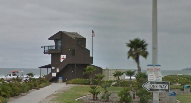 If the city gets its way, a $4.6 million, three-story, 3125-square-foot lifeguard station will replace this one.