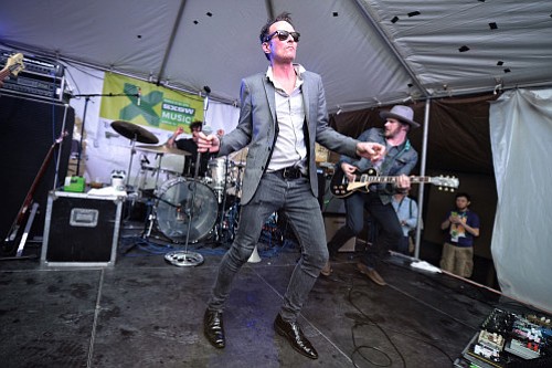 Hollywood hard-rock act Scott Weiland & the Wildabouts wind-up the Music Box on Tuesday.
