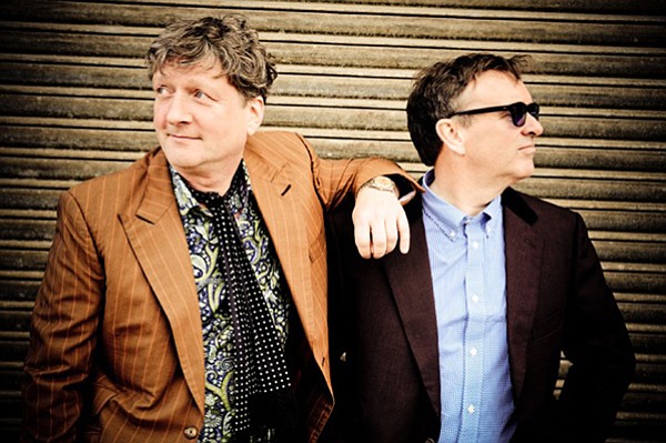 Difford and Tillbrook play an acoustic set of Squeeze at House of Blues Sunday night!