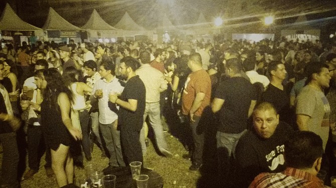 Both Mexicali beer fests on October 17 saw about 1000 in attendance. 