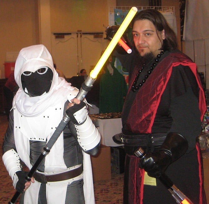 MoonKnight from Marvel Comics becomes a Jedi and a StarWars cosplayer
