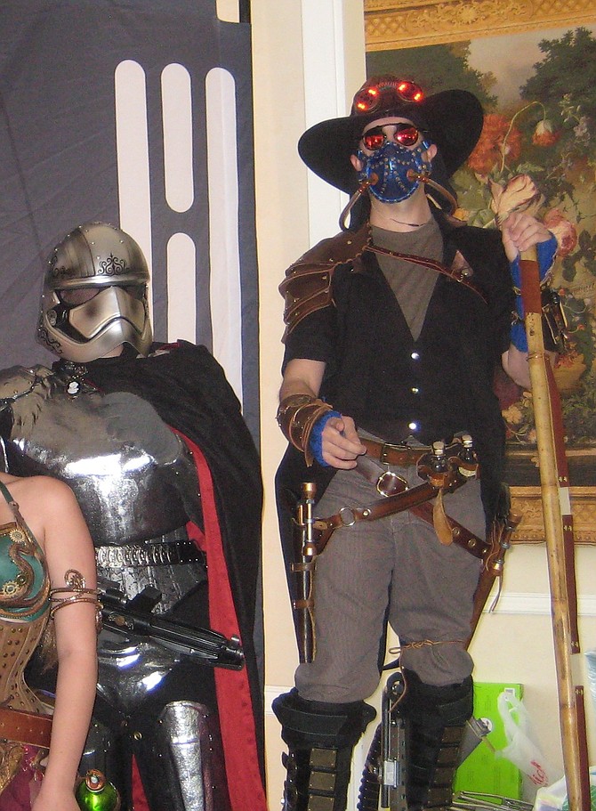 Captain Phasma from Star Wars and steampunk cosplayer