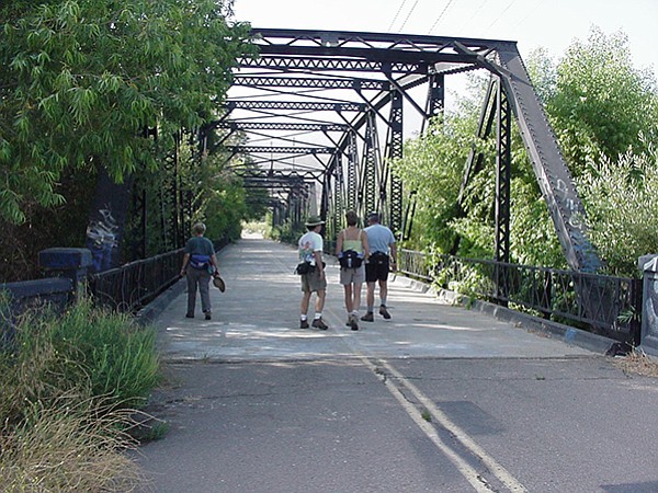 Iron bridge over Sweetwater River