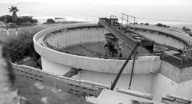 Playas de Tijuana sewer pump station. "The Tijuana River is a natural drainage, and its mouth is where most of the beach closures will take place." - Image by Joe Klein