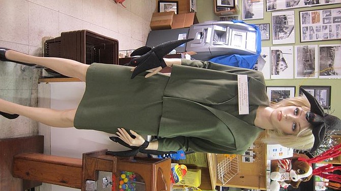 Tippi Hedren's  movie dress
