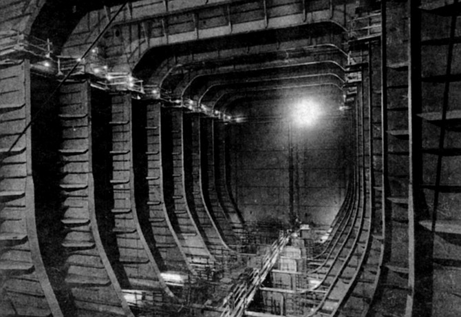 Interior of Exxon Valdez. As Rittermann describes it, and as his photograph shows, it’s “as large as a cathedral.” 
