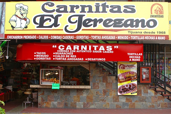 Carnitas el Jerezano inside Mercado Hidalgo