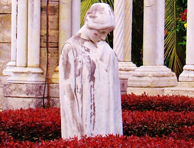 Statuary at The Cloisters, Paradise Island, Bahama
