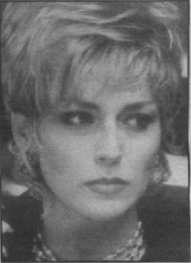 Sharon Stone as character based on Tony Spilotro's wife