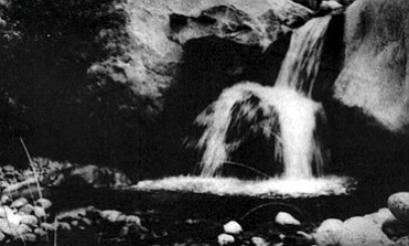 Waterfall and pool, Cañón Diablo
