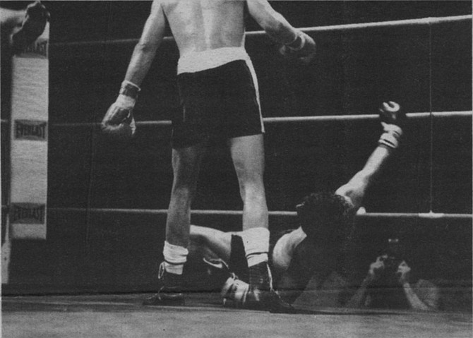 A boxer gets KO'ed