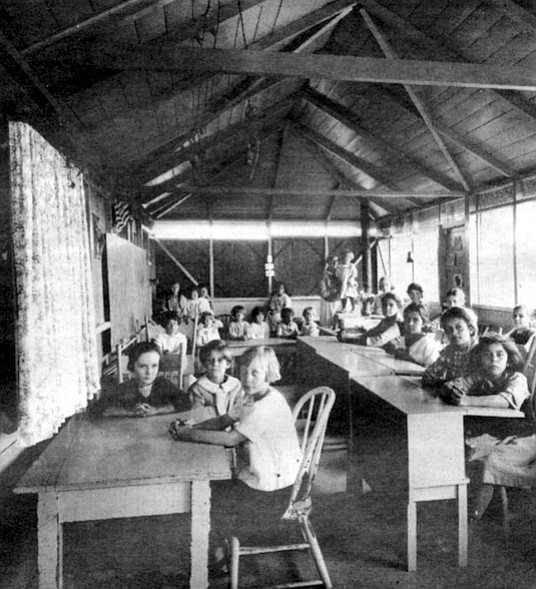 Rest Haven School, April 1922