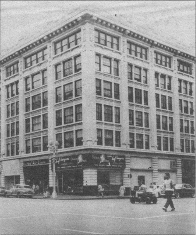 Union-Tribune building, Second and Broadway, 1952
